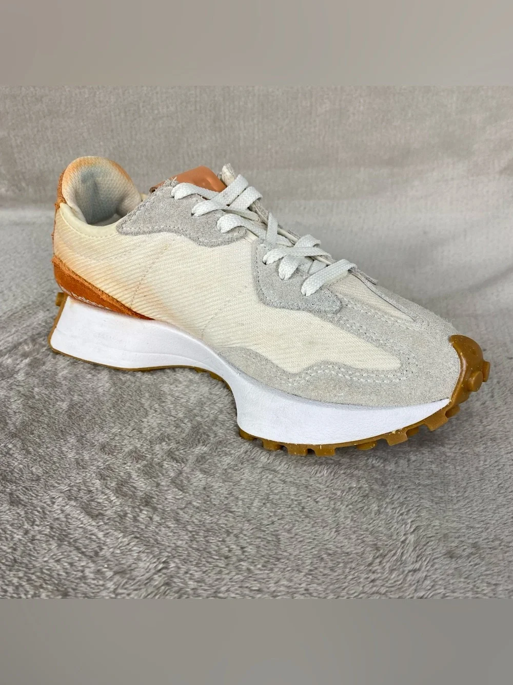 New Balance 327 WS327RA Womens Size 6 Sea Salt Rust Oxide Running Shoes